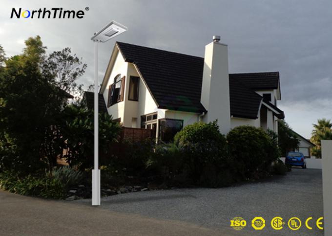 Aluminum Alloy LED Solar Street Lights Rechargeable Lithium Battery 6W - 120W