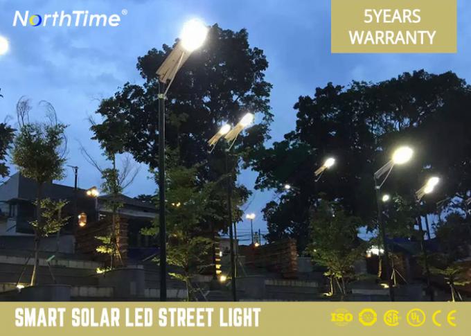 6h Charging Integrated Solar Powered LED Street Lights With Lithium Battery 40W 70CRI