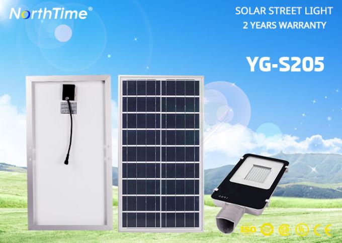 Separatd Lithium Battery Smart Control Solar Powered Road Lights 25 W 12 Hours Lighting Time