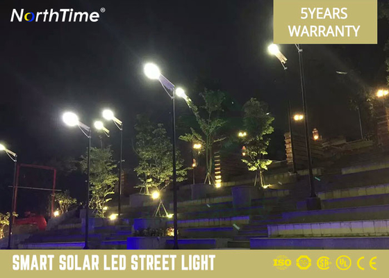 China 6h Charging Integrated Solar Powered LED Street Lights With Lithium Battery 40W 70CRI supplier