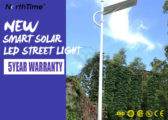 China Aluminum Solar Powered Road Lights IP65 Wall / Pole Mount Night Area Security Lighting 3000LM factory